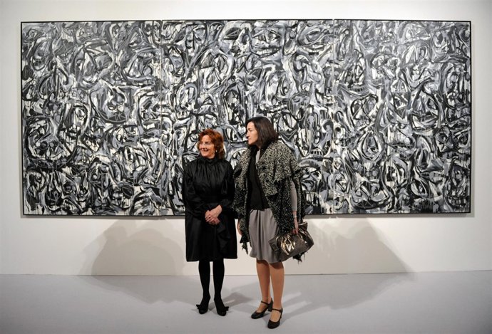 La ministra Ángeles González Sinde y la consejera Broto visitaron la exposición 