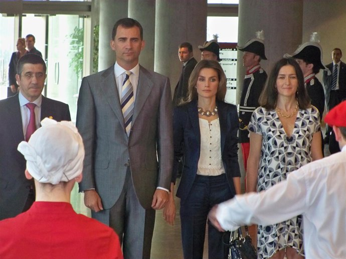 Los Príncipes entregan los Premios Nacionales de Cultura en Bilbao