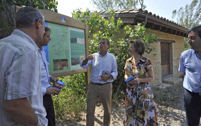 El presidente de la DPH visita la ruta en la localidad de Graus