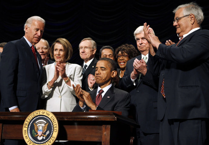 Obama firma la reforma del sector financiero