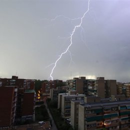 relampago rayo tormente temporal luz cielo nublado electrico