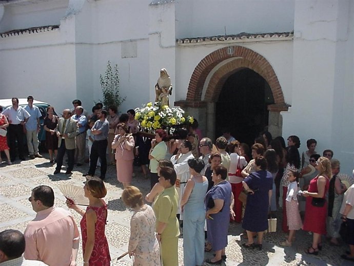 Procesión en Valle de Santa Ana