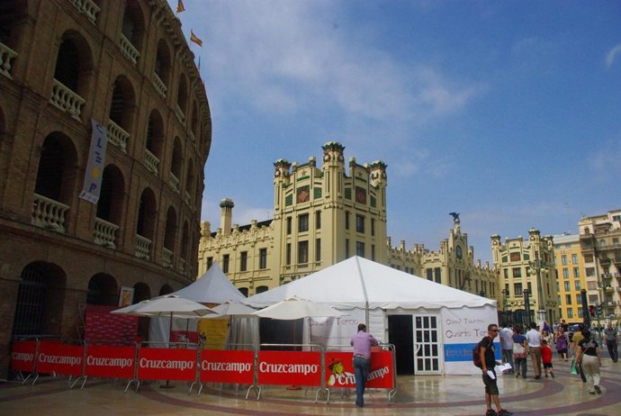 Carpa situada junto a la Plaza de Toros