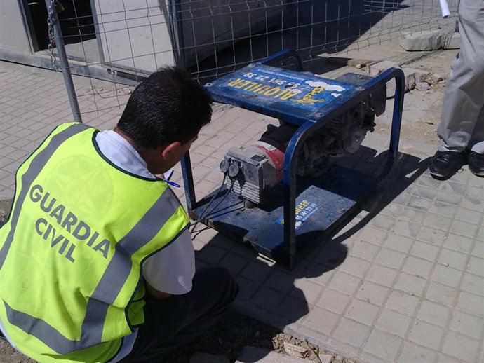 Generador eléctrico sustraído que ha sido recuperado por la Guardia Civil