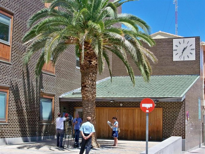 Dos hijos de la alcaldesa de La Muela y su hermana han declarado hoy en los Juzg