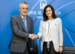 El presidente de la Junta, José Antonio Griñán, y la ministra de Cultura, Ángele
