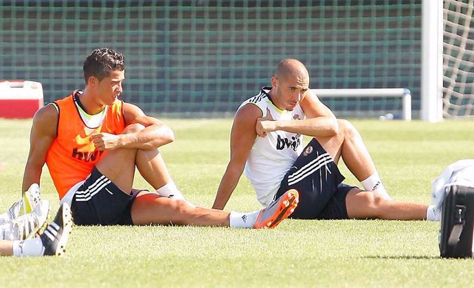 Cristiano Ronaldo junto a Benzema