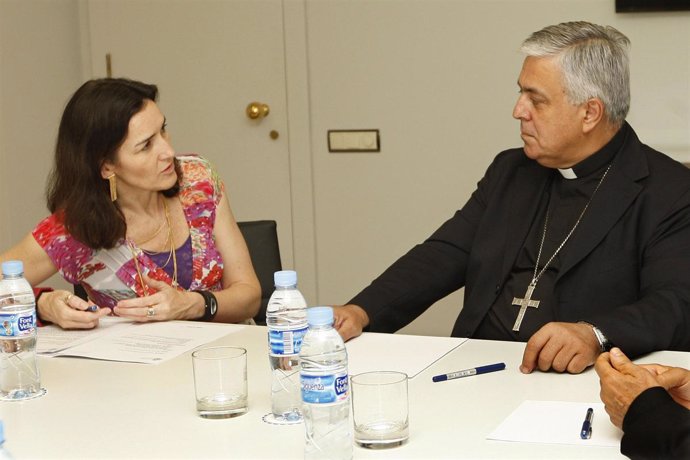 La ministra de Cultura, Ángeles González-Sinde, ha recibido hoy en su despacho d