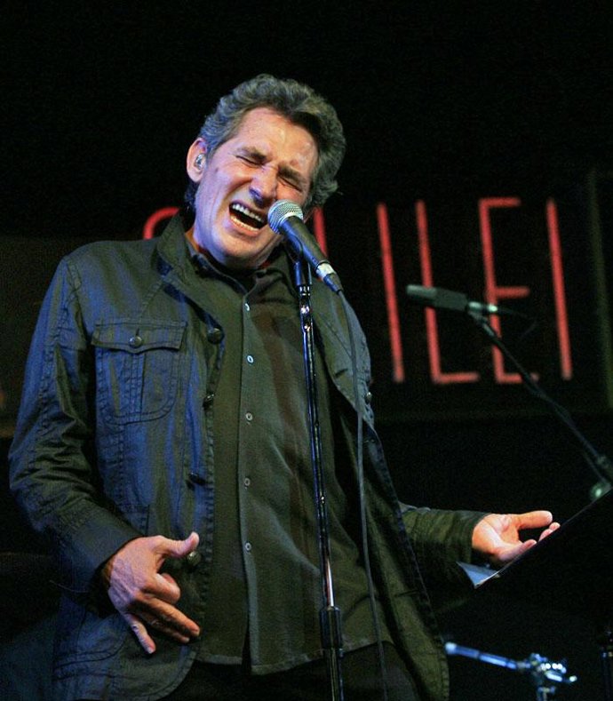 Miguel Ríos presenta el disco 'Solo o en compañía de otros' 