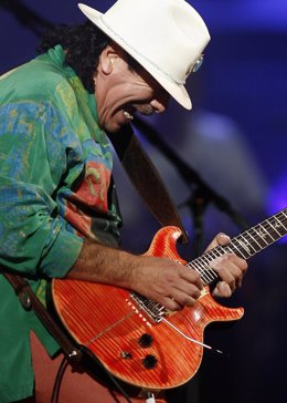 El guitarrista Carlos Santana