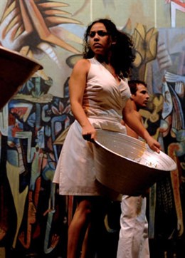 La compañía cubana Mefisto representa su versión de Fuenteovejuna de Lope de Veg