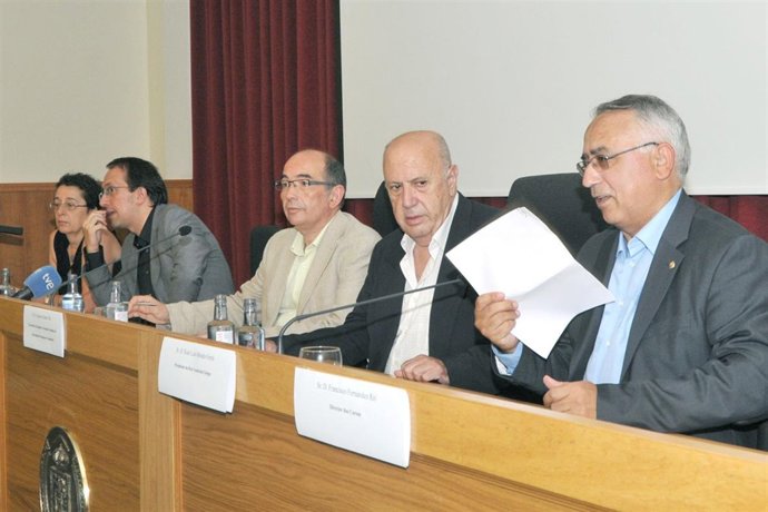 Nota Prensa USC E Fotos (Santi Alvite)