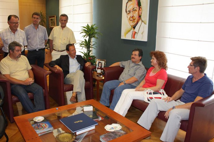 Cámara con los afectados por la autovía del Reguerón