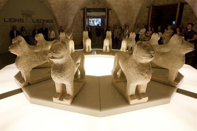 Inauguración de la exposición 'Leones, la restauración de un símbolo'