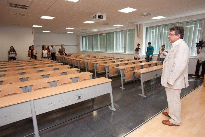 Aula de la nueva facultad de Educación de la US