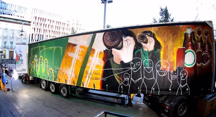 El camión de cervezas Ambar diseñado en Zaragoza llega este fin de semana a Unca