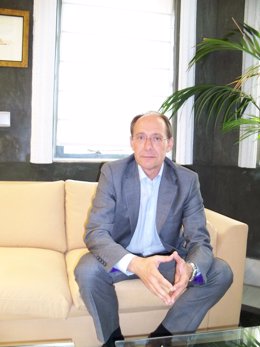 El consejero de Medio Ambiente, José Juan Díaz  Trillo, durante la entrevista
