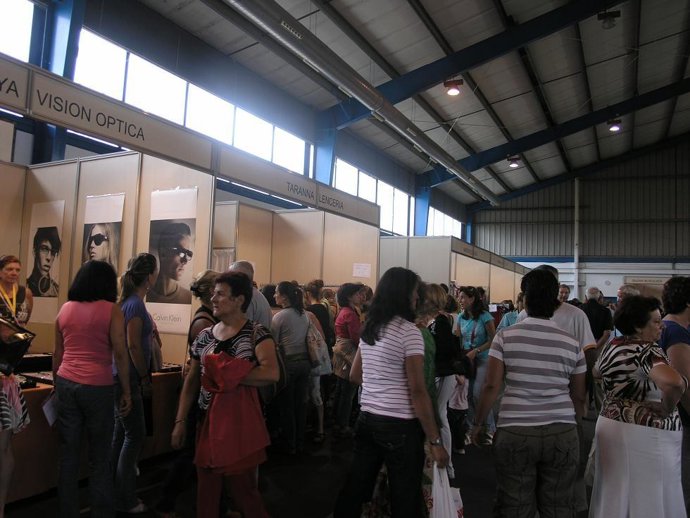 Imagen de la I Feria del Stock de Suances. 