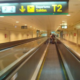 aeropuerto barajas checkin cartel terminal