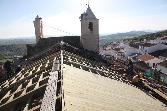 Obras en la iglesia