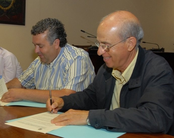 Firma del convenio.