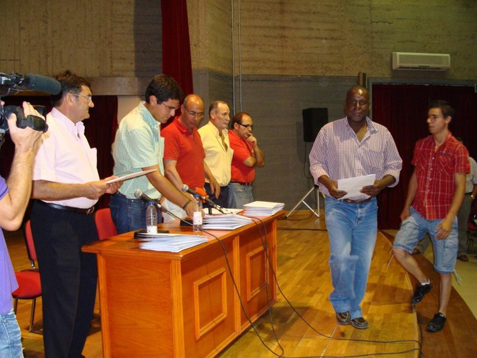 Entrega de diplomas homologados 