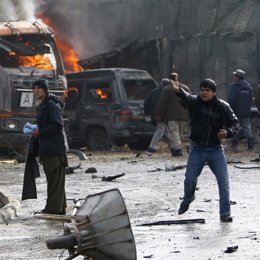 Al menos cuatro civiles muertos en un atentado suicida en Kabul