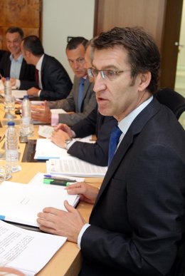 Feijóo durante la reunión del Consello
