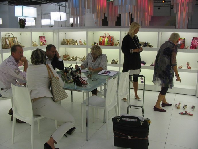 Participantes en una de las ferias