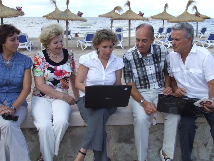 La alcaldesa, Aina Calvo