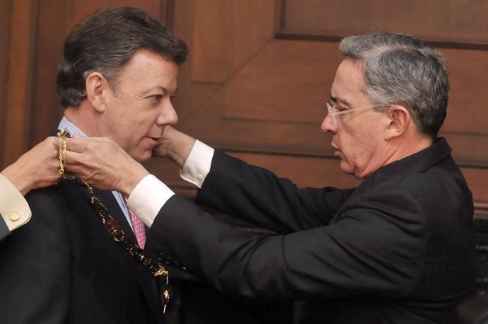 Álvaro Uribe y Juan Manuel Santos