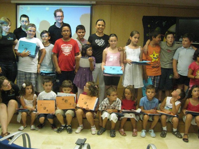 Participantes en la escuela