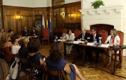 Revilla y el rector de la UIMP en un curso