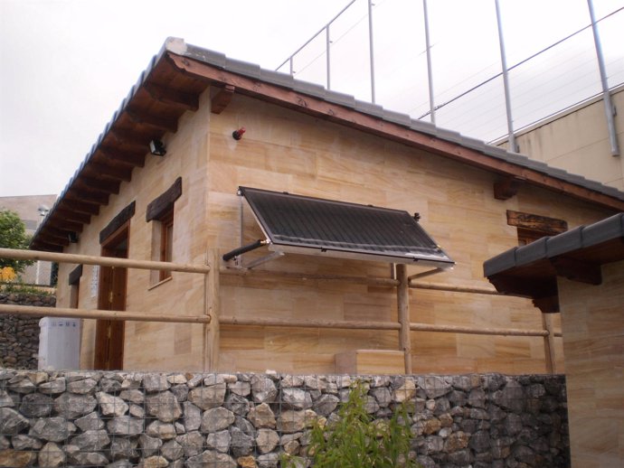 Instalación solar térmica en los huertos sostenibles