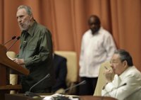 Fidel Castro emplaza a Obama a evitar una guerra con Irán 