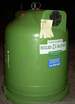 reciclaje de vidrio, contenedor