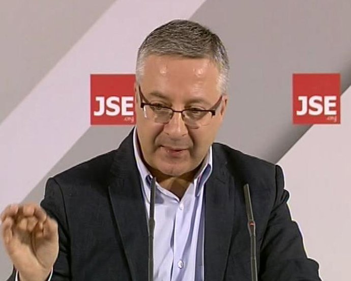 Blanco pide confianza por la congelación de las pensiones