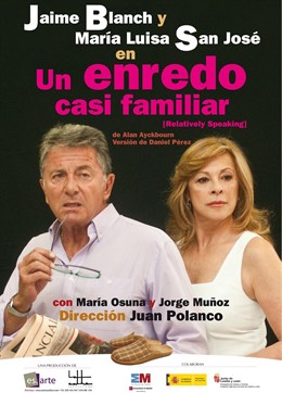 Cartel de 'Un Enredo casi Familiar'