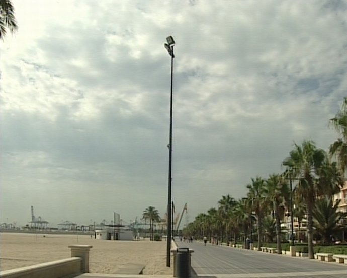 Amanece con nubes en Valencia