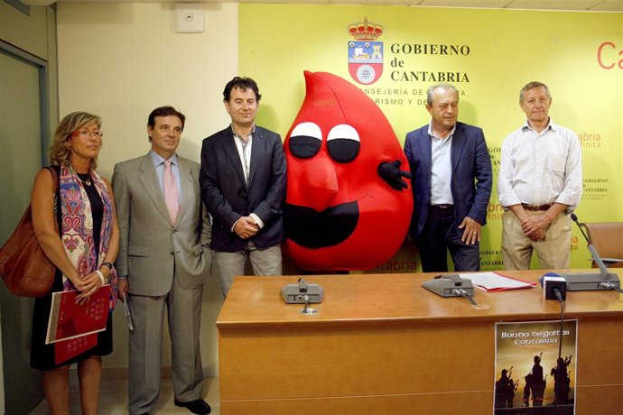 Un momento de la rueda de prensa.