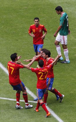 España vence a México