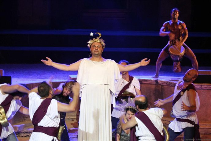 Escena de 'Calígula'