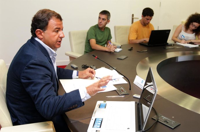 O conselleiro de Economía e Industria, Javier Guerra, comparecerá en rolda de pr