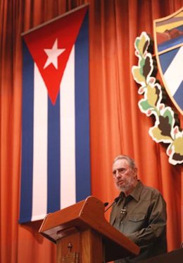 El ex presidente de Cuba Fidel Castro dando un discurso en el Congreso el 7 de a