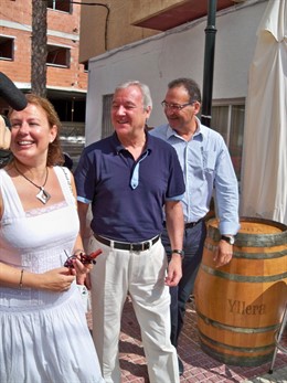 Valcárcel a la llegada al bar Venezuela en San Pedro