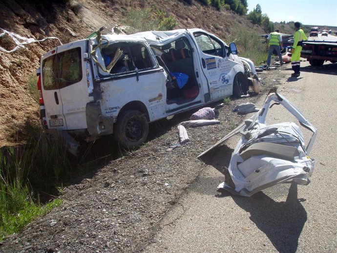 Un menor fallece en un accidente de tráfico en la AP-68, en Tudela.