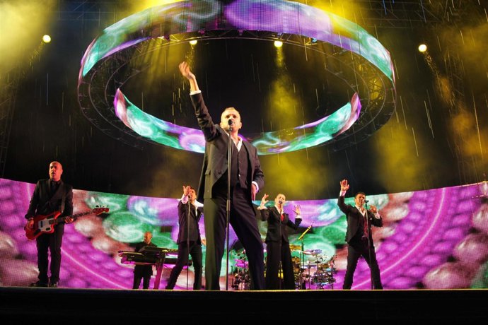 Miguel Bosé en concierto