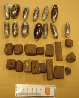 Imagen de la droga incautada en un bar de Pamplona.