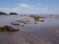 Cerca de medio millar de efectivos están trabajando durante todo el día para intentar devolver la normalidad en Águilas