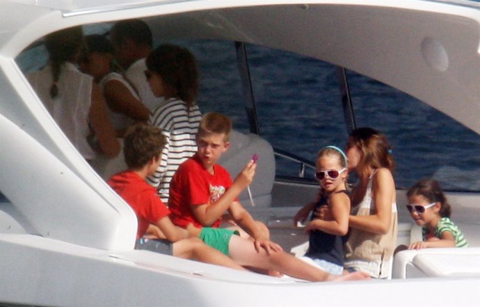 La Familia Real disfruta de un día de navegación